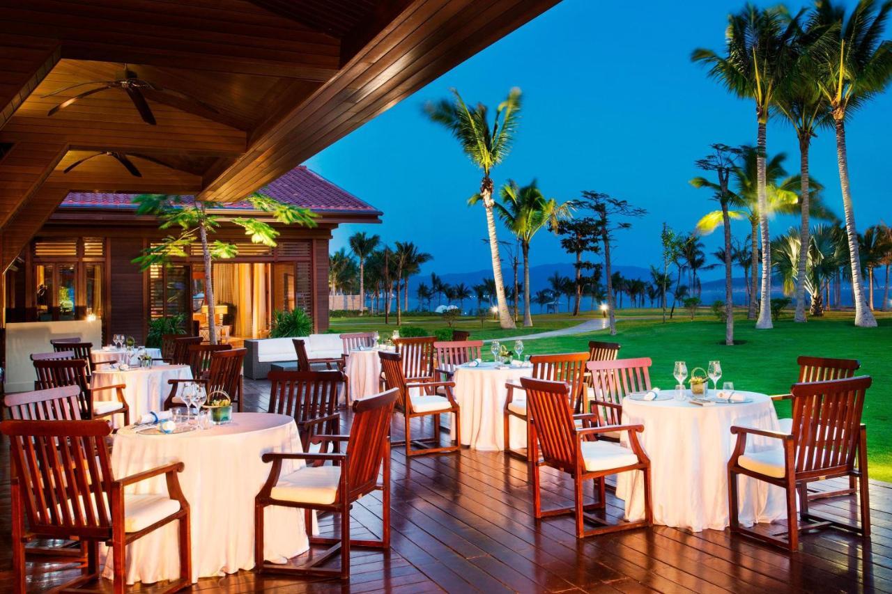 Курортный комплекс The St. Regis Yalong Bay
