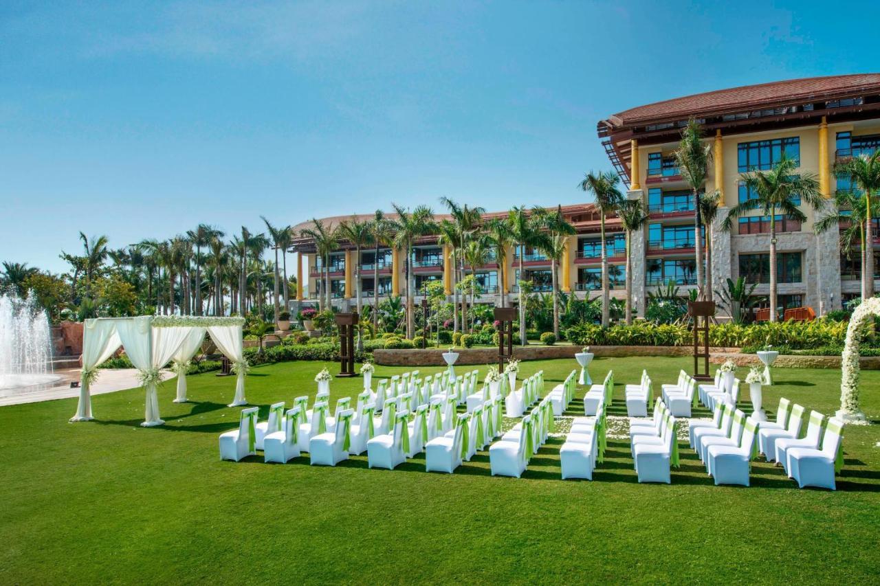 Курортный комплекс The St. Regis Yalong Bay Санья